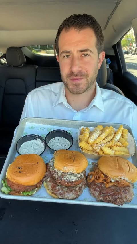 Instagram post by @1hourlunchbreak for Shake Shack. Caption reads: Trying @shakeshack NEW Black Truffle Menu [...].