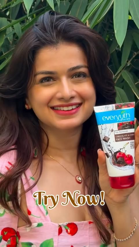 Instagram post by @hemalingle for Everyuth Naturals. Caption reads: [...] 👀🍫🍒 Tried the newly launched Everyuth....