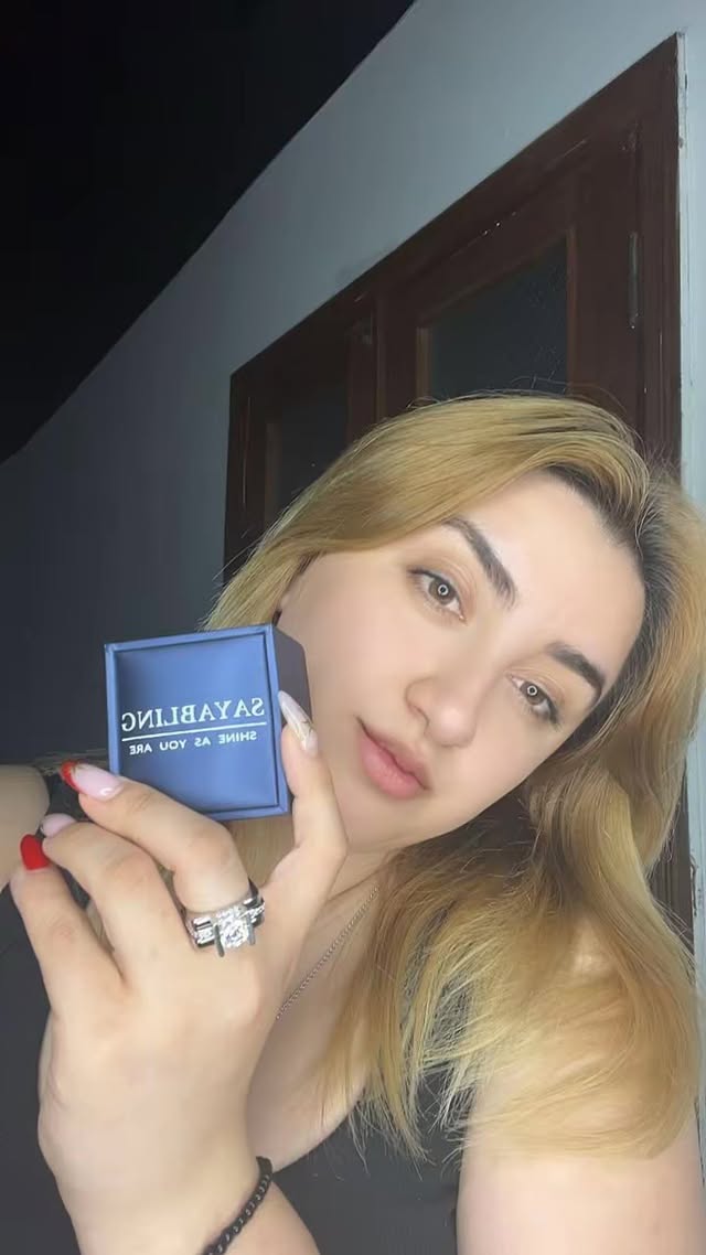 Instagram post by @mariam.zhv for Sayabling Jewelry. Caption reads: [...] Links： Ring Set(AM-SY-3149):....