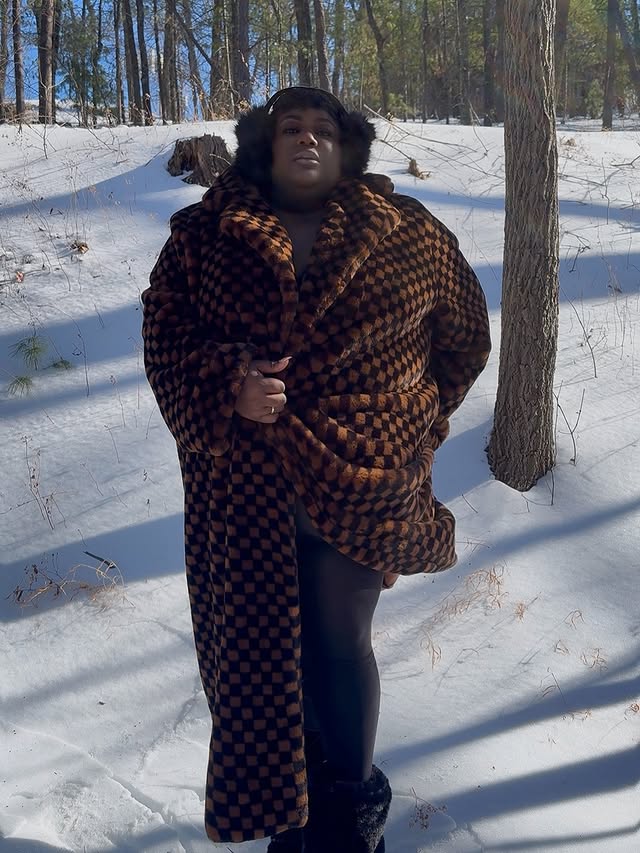 Instagram post by @keziakswift for PrettyLittleThing. Caption reads: Stone Cold ❄️ 

Coat @prettylittlething 
Boots....