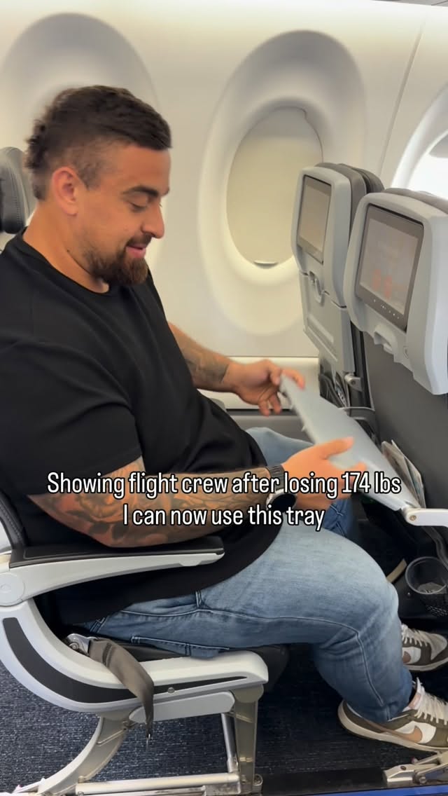 Instagram post by @johnnygoesrunning for JetBlue. Caption reads: Bigger tray table had me nervous, but new one....