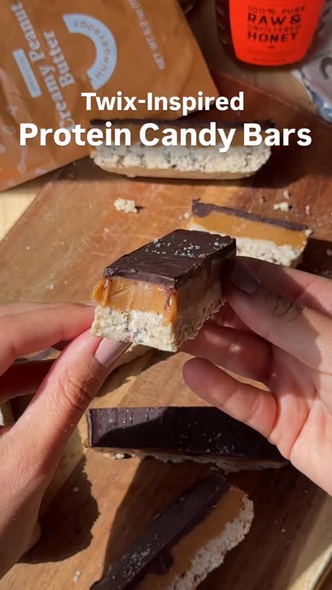 Instagram post by @jennaliveswell for Hungryroot. Caption reads: Candy bar cravings = fully satisfied with this....