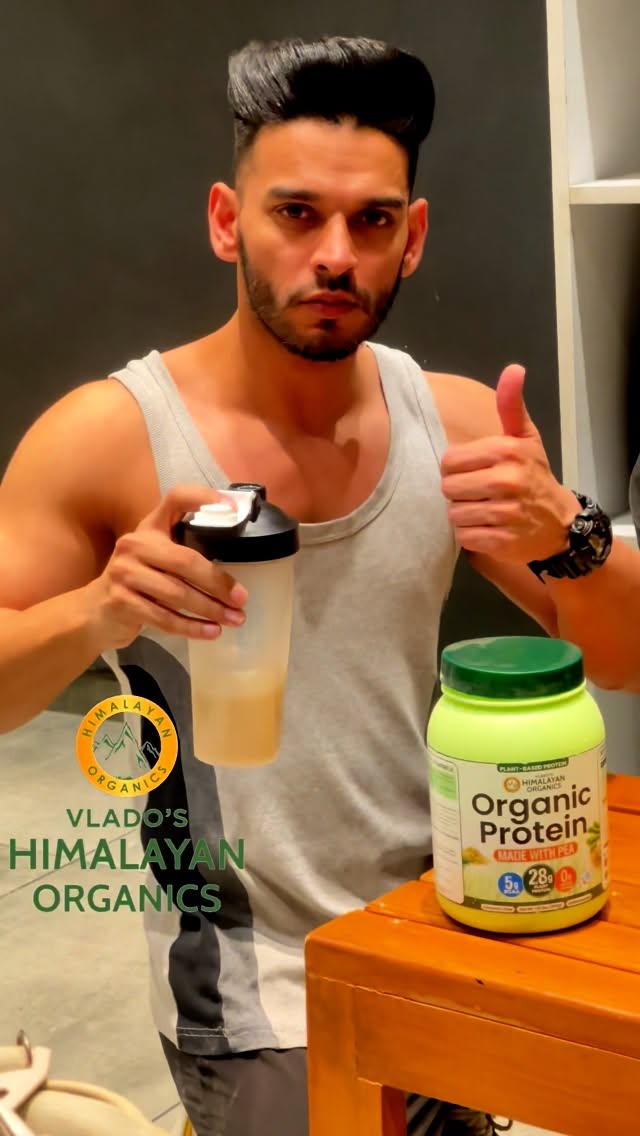 Instagram post by @jack.lavish for Himalayan Organics. Caption reads: 💪🌿 Powering up with Himalayan goodness!
Fuel....