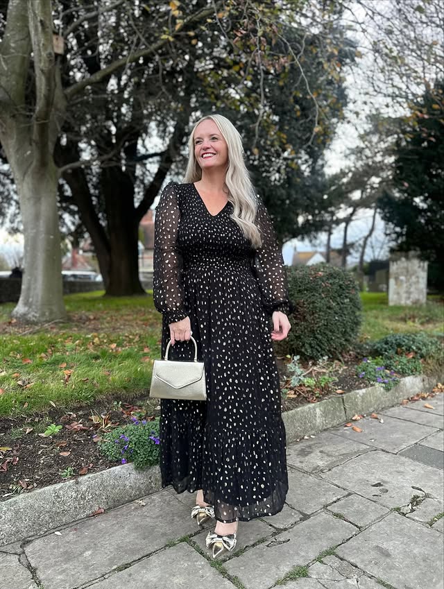 Instagram post by an influencer for Sugarhill Brighton. Caption reads: (Ad/PR) 🖤The @sugarhillbrighton Black Friday sale....