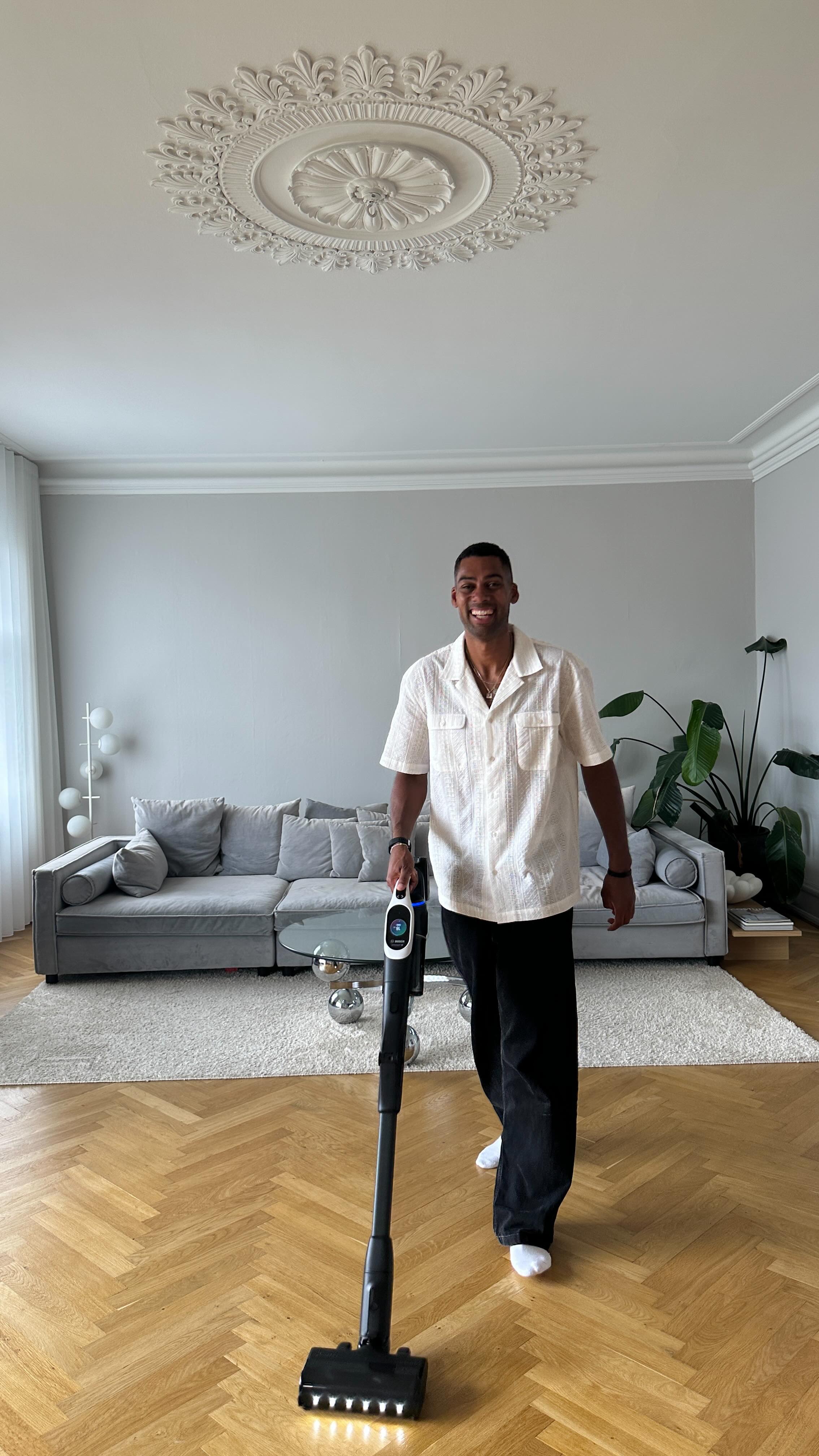 Instagram post by @christianbenzon_ for Bosch Home Danmark. Caption reads: Annonce @boschhomedanmark Jeg ved ikke, om det....