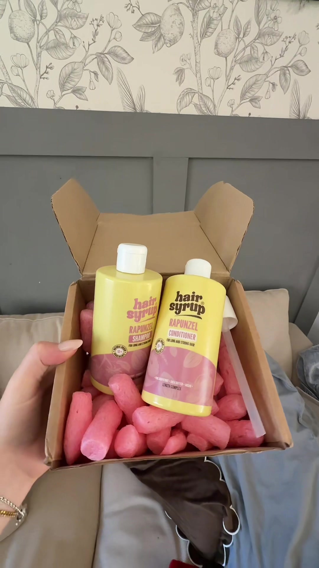 TikTok post by @kateabbie_ for Hair Syrup. Caption reads: [...] I am to wash my hair later 🤤🤤🤤 @hairsyrup....