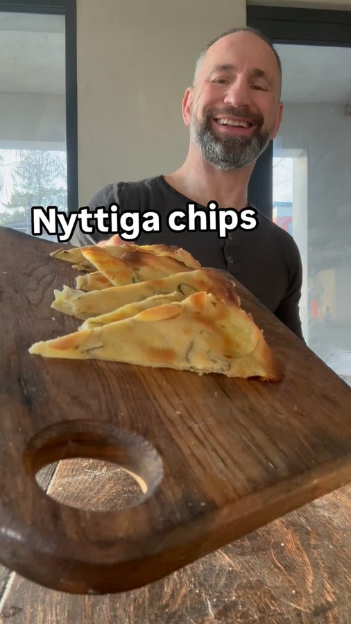 Instagram post by @1paolo2 for Robertos Shop. Caption reads: Schiacciata di patate
200 g 00 mjöl 
350 ml vatten....