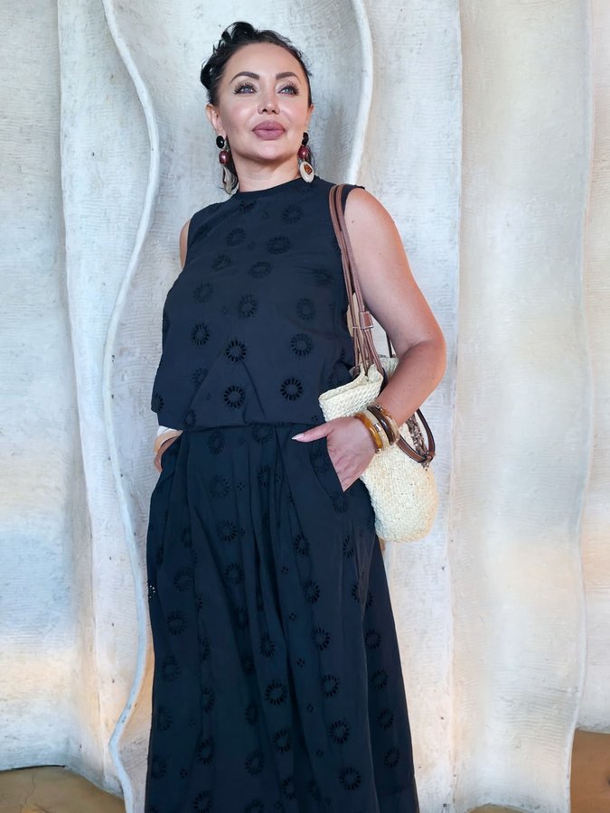 Instagram post by @travelgirl_she for Bonprix. Caption reads: Holiday in Albania🇦🇱 @epidamnwhitesensation
In....