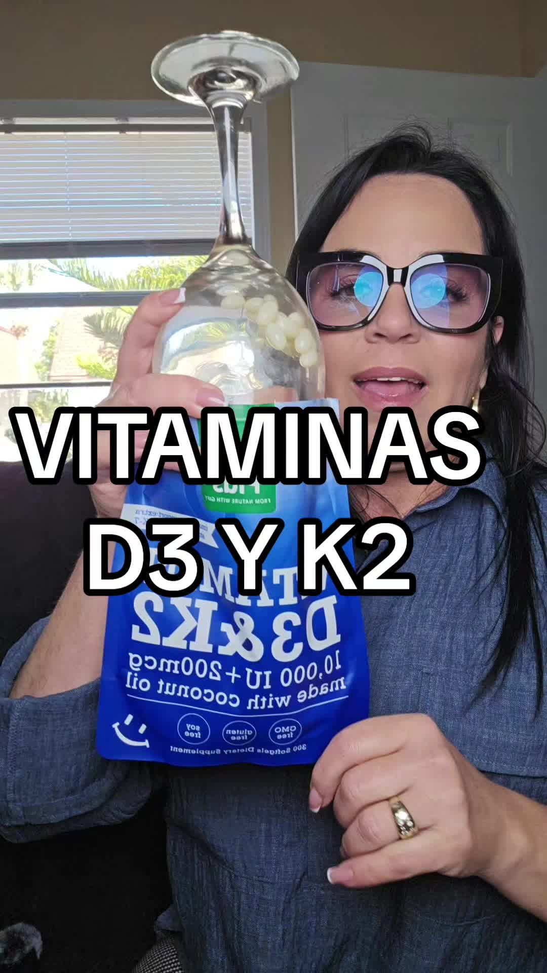 TikTok post by @desis_reflexiones for HiPlus. Caption reads: [...] #fyp @HiPlus.