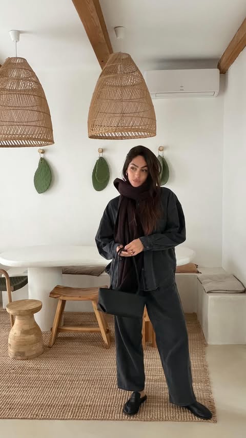 Instagram post by @yaelle_henry for Jonak. Caption reads: [...] @americanvintage_officiel 
Mules @jonak 
Sac....