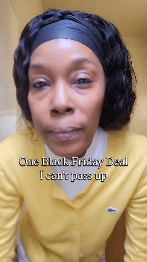 Instagram post by @reviews.inspiration for TIAM. Caption reads: Get your glow on as part of the Tiam Amazon Black....