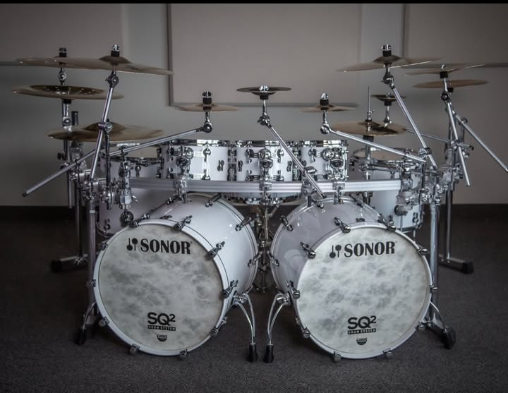 Instagram post by @ryanvanpoederooyen for EVANS Drumheads. Caption reads: 🥁❤️🥁

Grateful for this amazing kit I create....