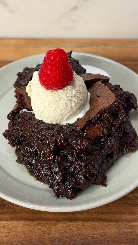 Instagram post by @alexawhatsfordinner for The Feedfeed. Caption reads: It’s #trendingtuesday and @alexawhatsfordinner is....