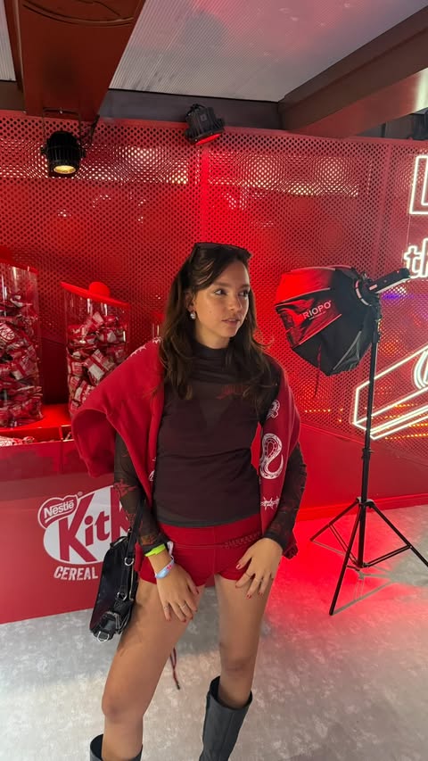 Instagram post by @pilhando for KITKAT. Caption reads: [...] ready for the break no Rock in Rio com....