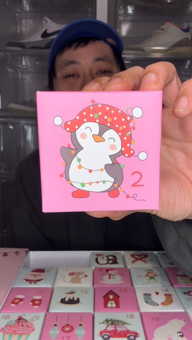 Instagram post by @stony_ley for Silky Gem. Caption reads: @silky.gem ADVENT CALENDAR DAY 2! 🐧

Get yours....