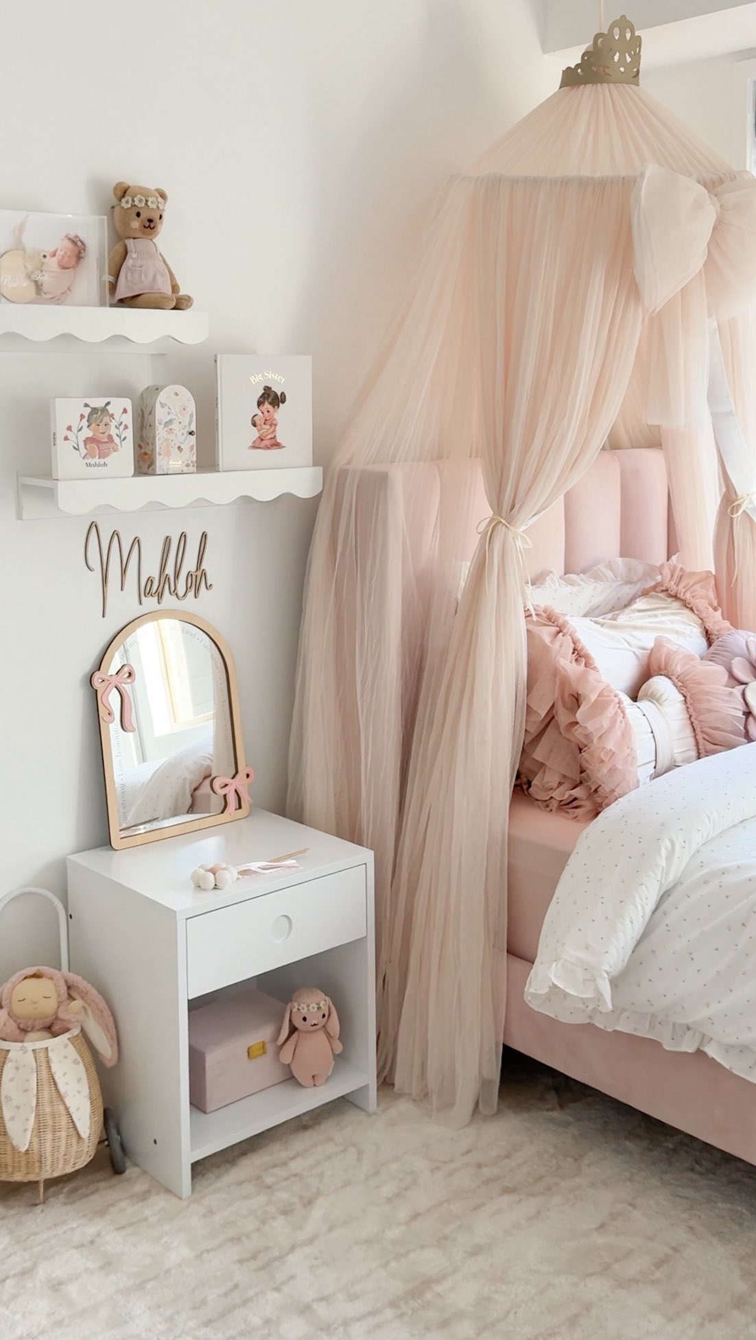 Instagram post by @hendrix.mahloh.winsley for Miss Amara. Caption reads: A closer look at Mahloh’s Princess room so far....