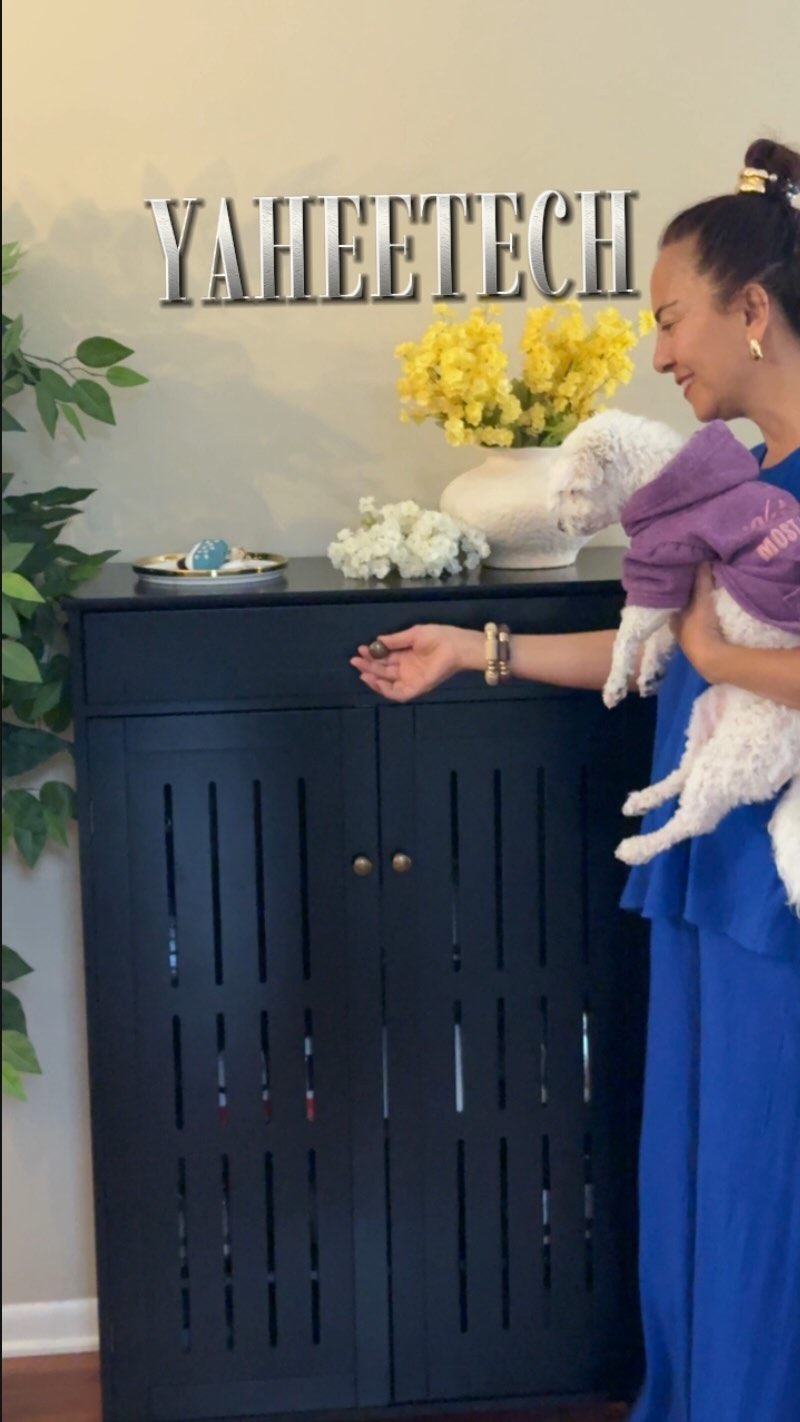 Instagram post by @daisy.diarys for Yaheetech. Caption reads: Finally found the perfect solution for my....