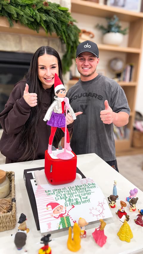 Instagram post by @laurenashley_thompson for tonies. Caption reads: Elf on the Shelf - Day 5❤️ The tonie box concert....