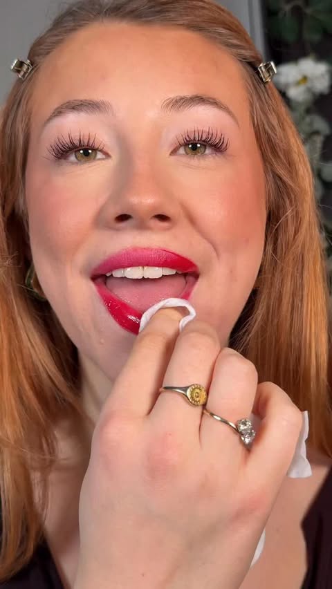 Instagram post by @makeupbyash.x for Tinder. Caption reads: [...] combo that will last longer than your tinder....