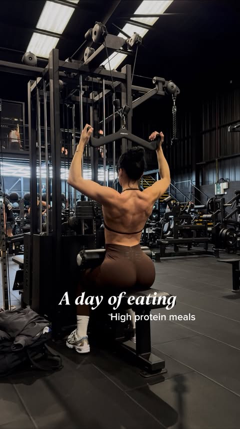 Instagram post by @eliserosestanier for BetterMe. Caption reads: [...] high-protein meal plan from @betterme ✨....