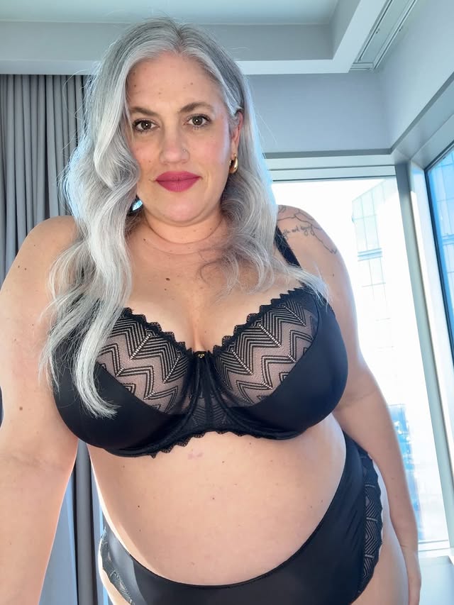 Instagram post by @mrs.heathergray for Curvy Kate. Caption reads: [...] beige bras. 40 year old me laughs in....