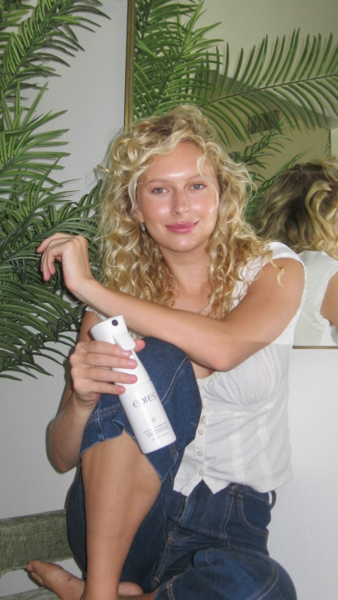 Instagram post by @savanna.gann for Epres. Caption reads: My go-to bond repair treatment is @epresbeauty for....