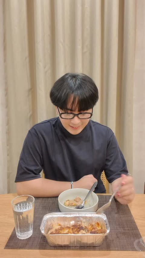 Instagram post by @clfrnia_maki for Panasonic Philippines. Caption reads: Home-cooked meals are the best and even better the....