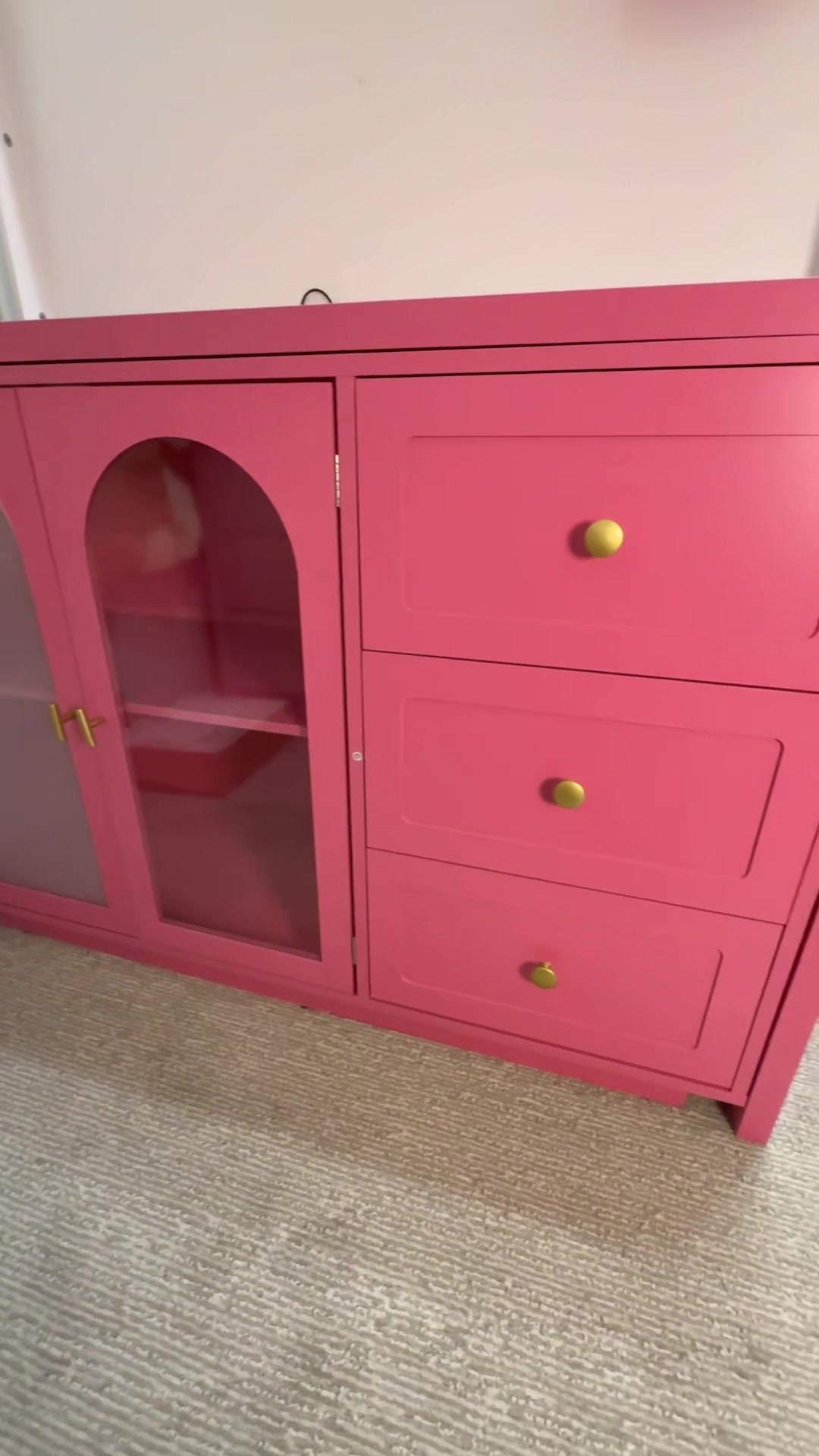TikTok post by @_barbiejean2.0 for Royalcraft. Caption reads: #royalcraft #dresser #desk #vanity #pink [...].