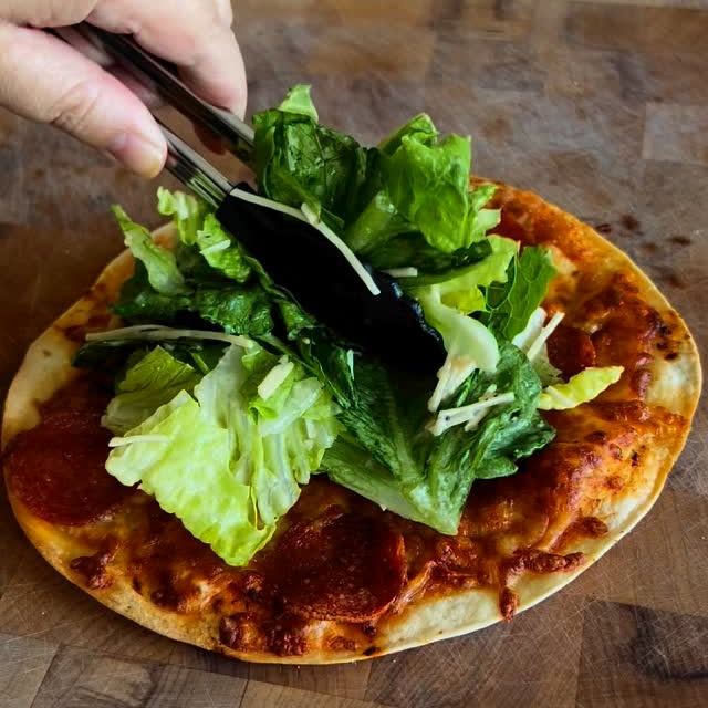 Instagram post by @hellooo_steph for COSORI. Caption reads: Can’t wait to make this Pizza Tortilla Wrap again....