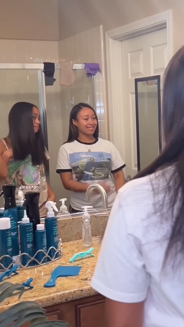 Instagram post by @itsmarvsims for RevAir. Caption reads: 💨 From wash to shine in minutes — no heat damage,....