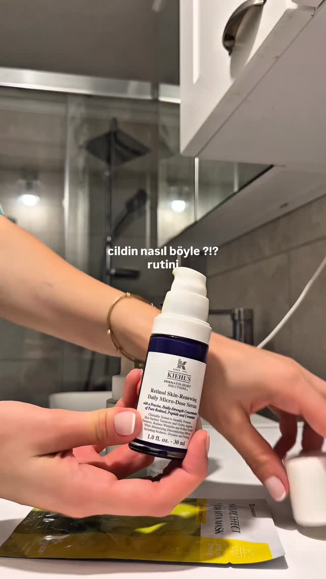 Instagram post by @badeblog for COSRX. Caption reads: Yılların birikimiyle en fav rutinim budur 🤲🏻 Tek....