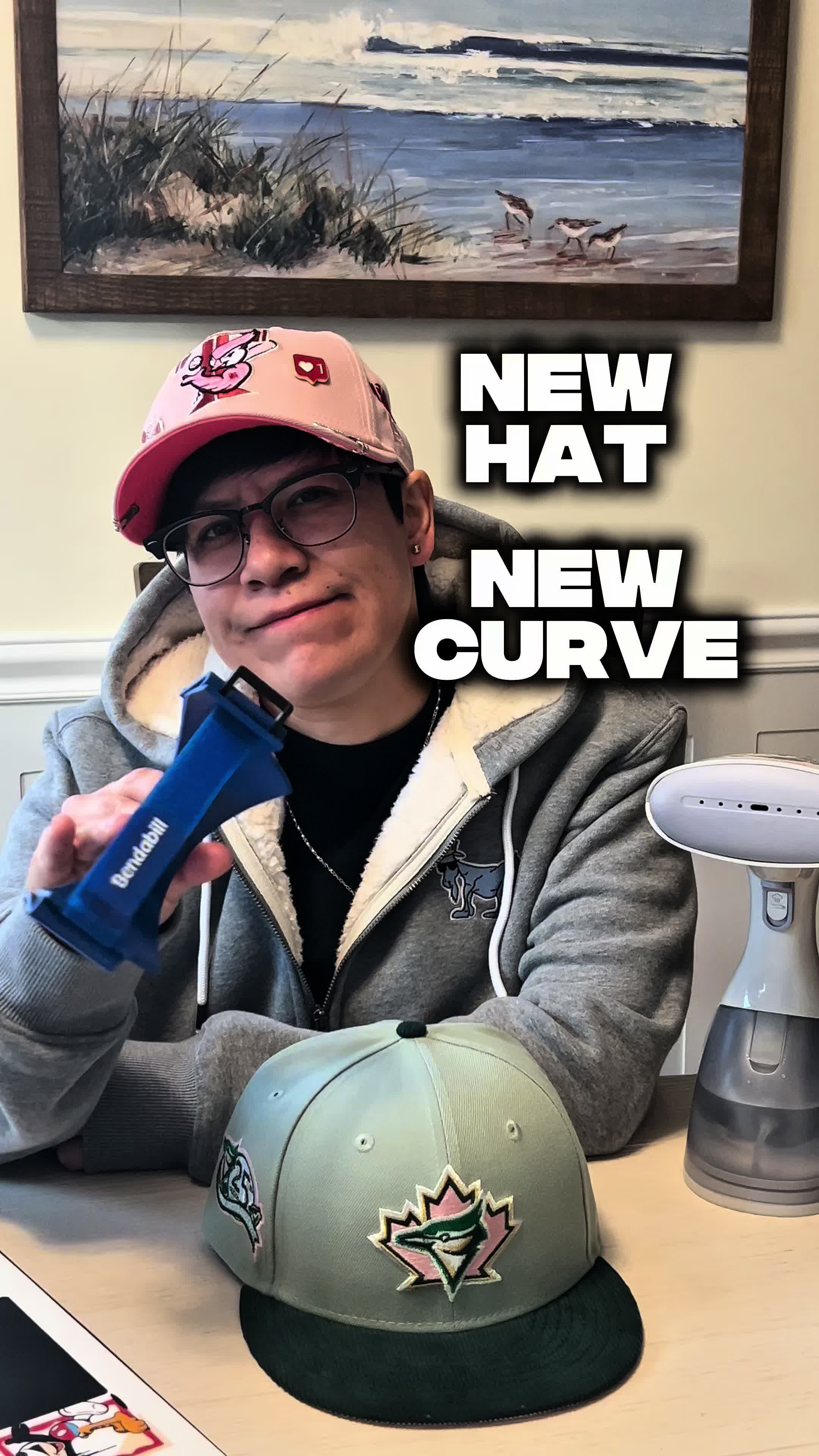 TikTok post by @claufitteds for New Era Cap. Caption reads: [...] que no te avisé. #newera #neweracap....