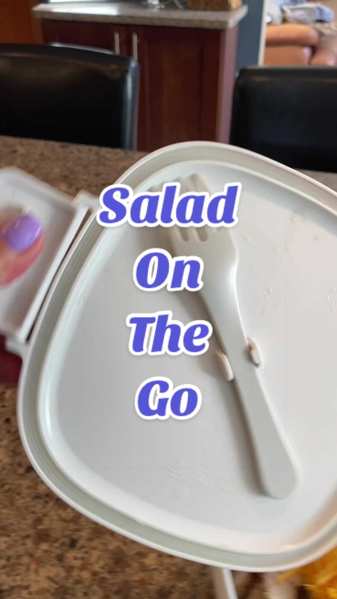 TikTok post by @mama5.finds for Bentgo. Caption reads: This Bentgo glass container is perfect for salads!....