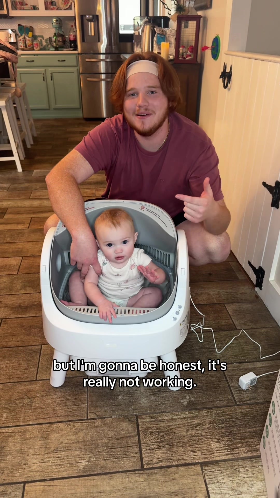 TikTok post by @zom.brzz for PetPivot. Caption reads: [...] #PetPivot#Fashionweek @PetPivot US.