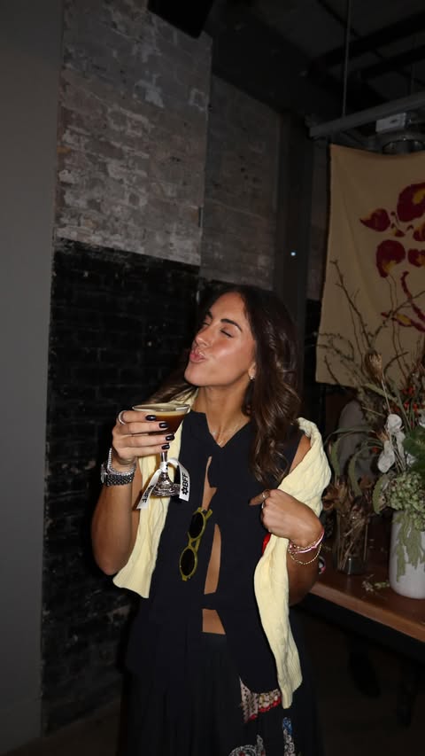 Instagram post by @threelustbadergirls for Bumble. Caption reads: [...] right time to tell them i love them? @bumble....