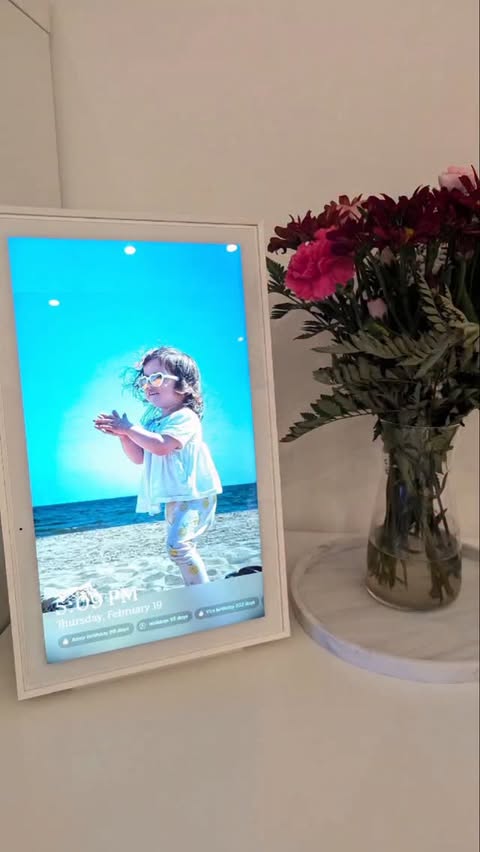 Instagram post by @vanessa93_x for Skylight Frame. Caption reads: Because remembering everything shouldn’t be a....