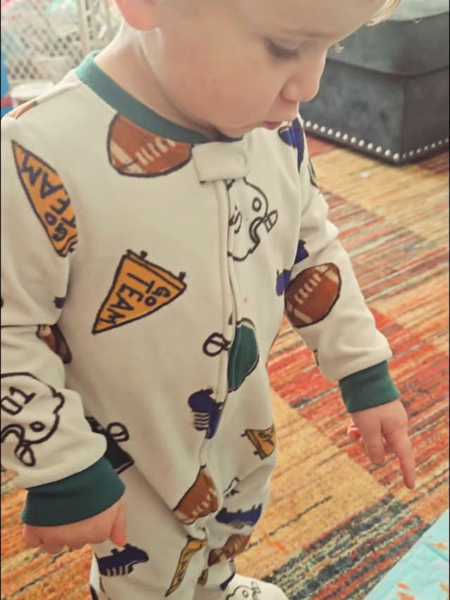 Instagram post by @bluebeachez for Pinwheel Crafts. Caption reads: I collaborated on this Pinwheel Crafts Rock....