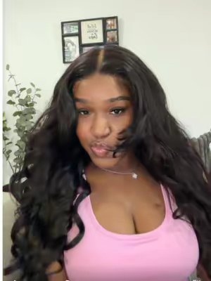 TikTok post by @queeniebosscharless for Sunber Hair. Caption reads: [...] glueless, pre everything wig from....