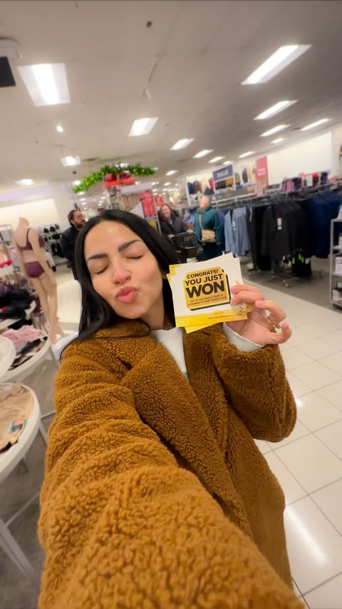 Instagram post by @khloekuriatnyk for Kohl's. Caption reads: Fun fact: my first holiday season as a new mom, I....