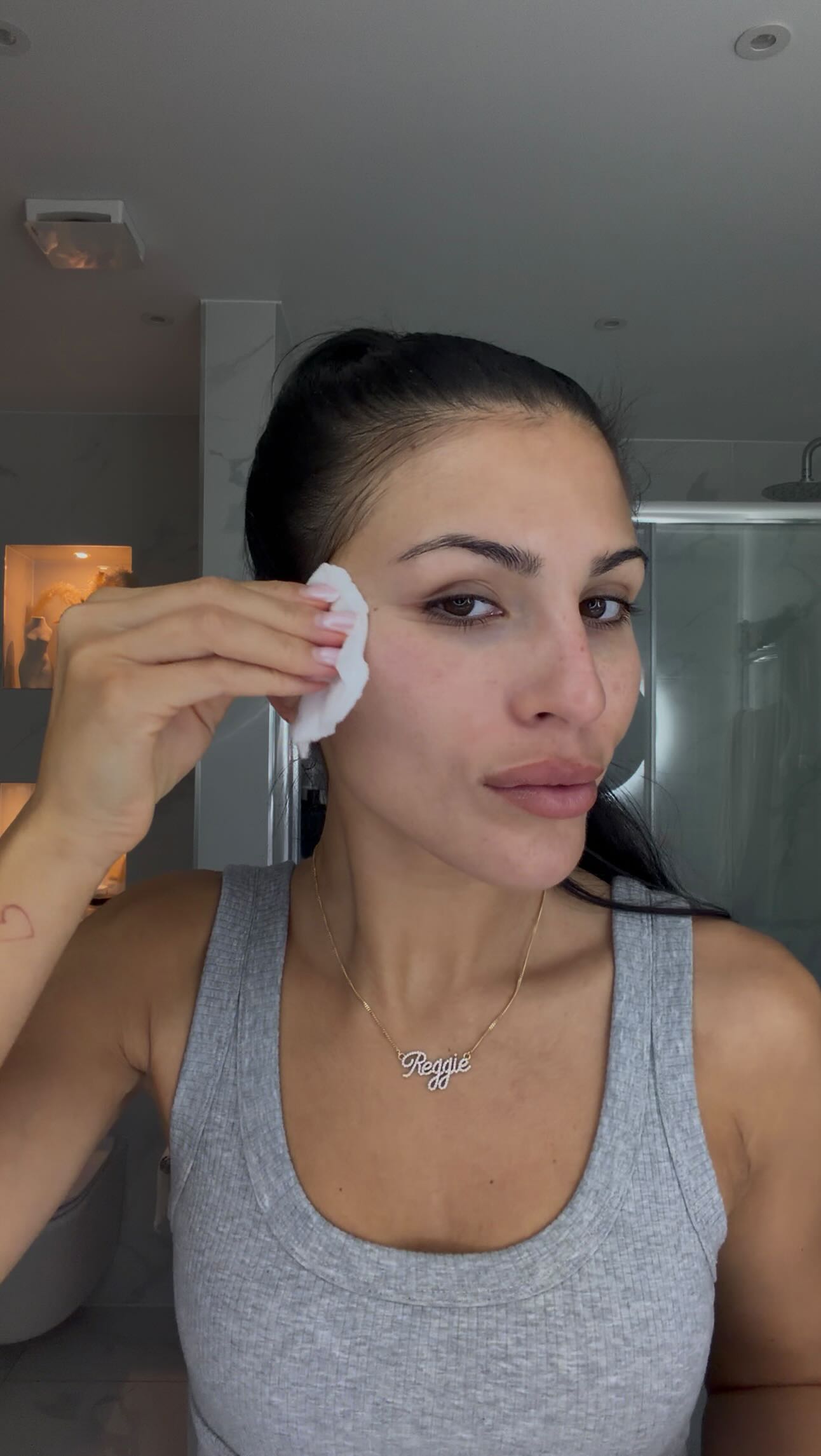 Instagram post by @emilyfayemiller for Kate Somerville. Caption reads: ✨veryyy✨overdue✨ updated evening skin routine. I....