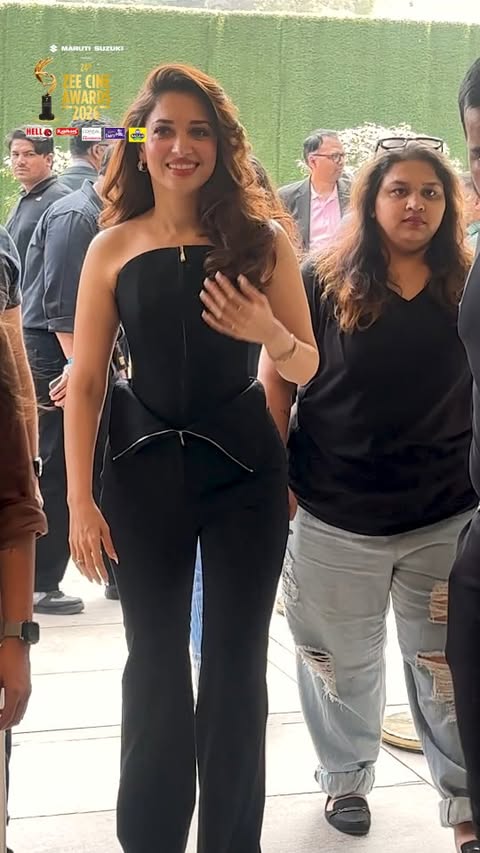 Instagram post by @zee5 for ZEE. Caption reads: Sitaaron ka grand entry moment at the Zee Cine....