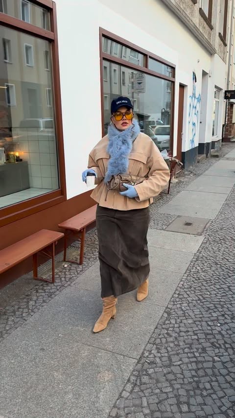 Instagram post by @fernanda_reads for Peek & Cloppenburg. Caption reads: Get 15% off at @peekundcloppenburg_duesseldorf....