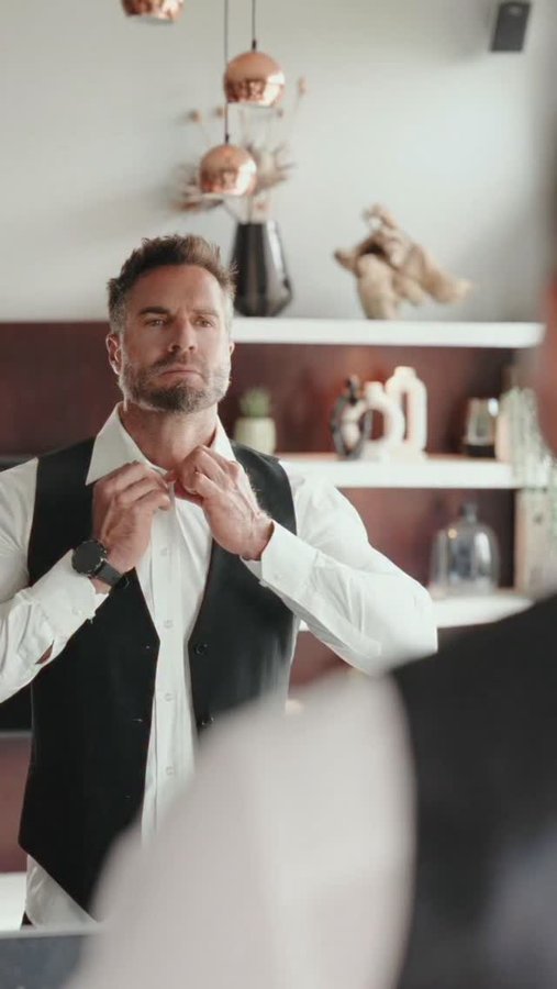 Instagram post by @marcbuckner for Davidoff Parfums. Caption reads: [...] long after you’ve left the room.....