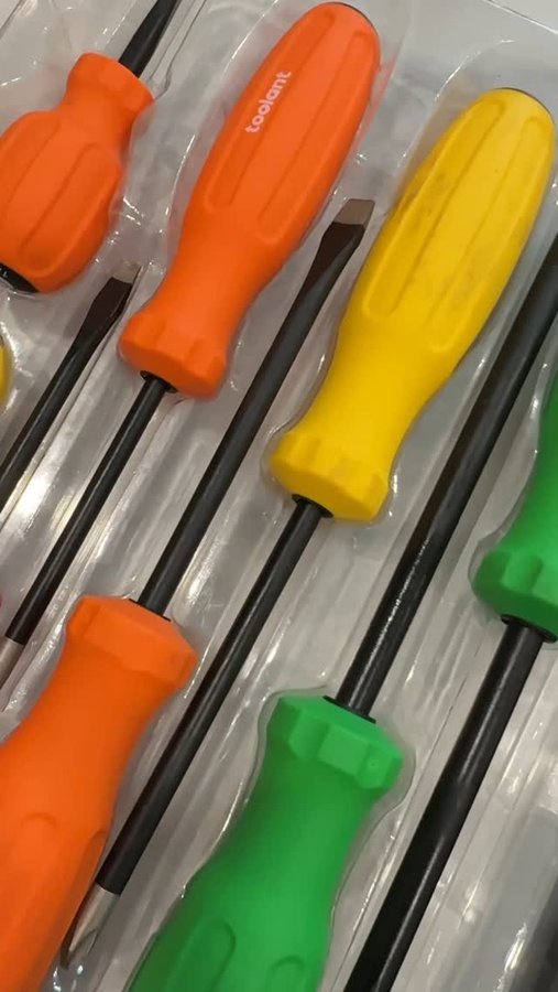 Instagram post by @bybinalshah for toolant. Caption reads: [...] through dull tools?
Say hello to the Toolant....