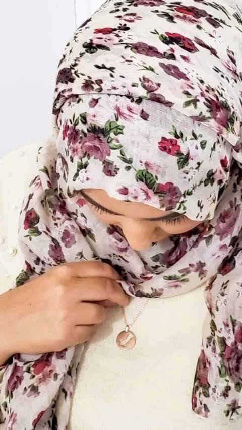 Instagram post by @thebrunettehijabi for ZUDO. Caption reads: #gifted ZUDO is currently having their year-end....