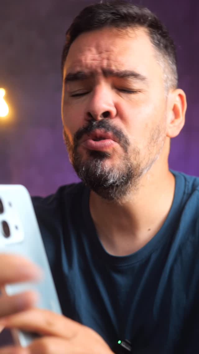 Instagram post by @toukiwanti for Nothing. Caption reads: Tu veux un smartphone GRATUIT ? 😱📱....