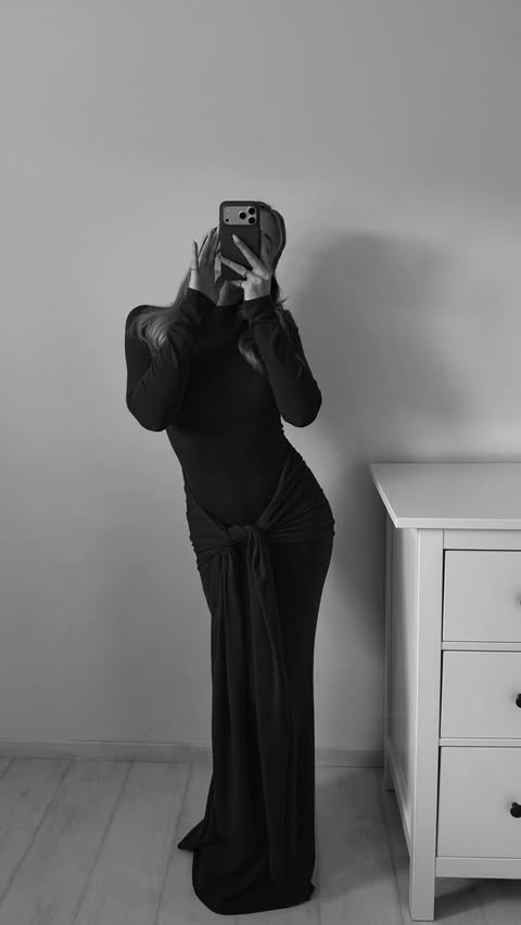 Instagram post by @karolinamalisova for House of CB. Caption reads: I got my red dress ❤️ @houseofcb.