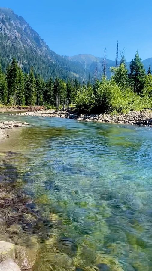 Instagram post by @alexchov for Volcom. Caption reads: [...] cold plunge in the 2022 EcoTrue....