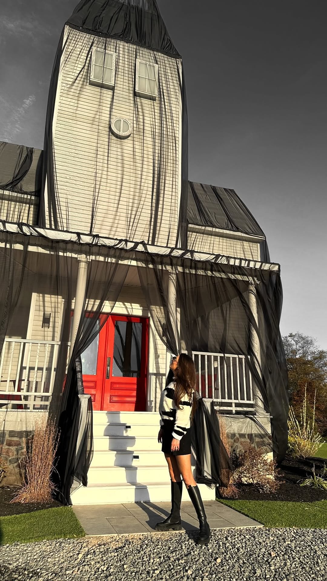 Instagram post by @the_avantgarde_ for Beetlejuice. Caption reads: Thank you @airbnb and @beetlejuicemovie for....