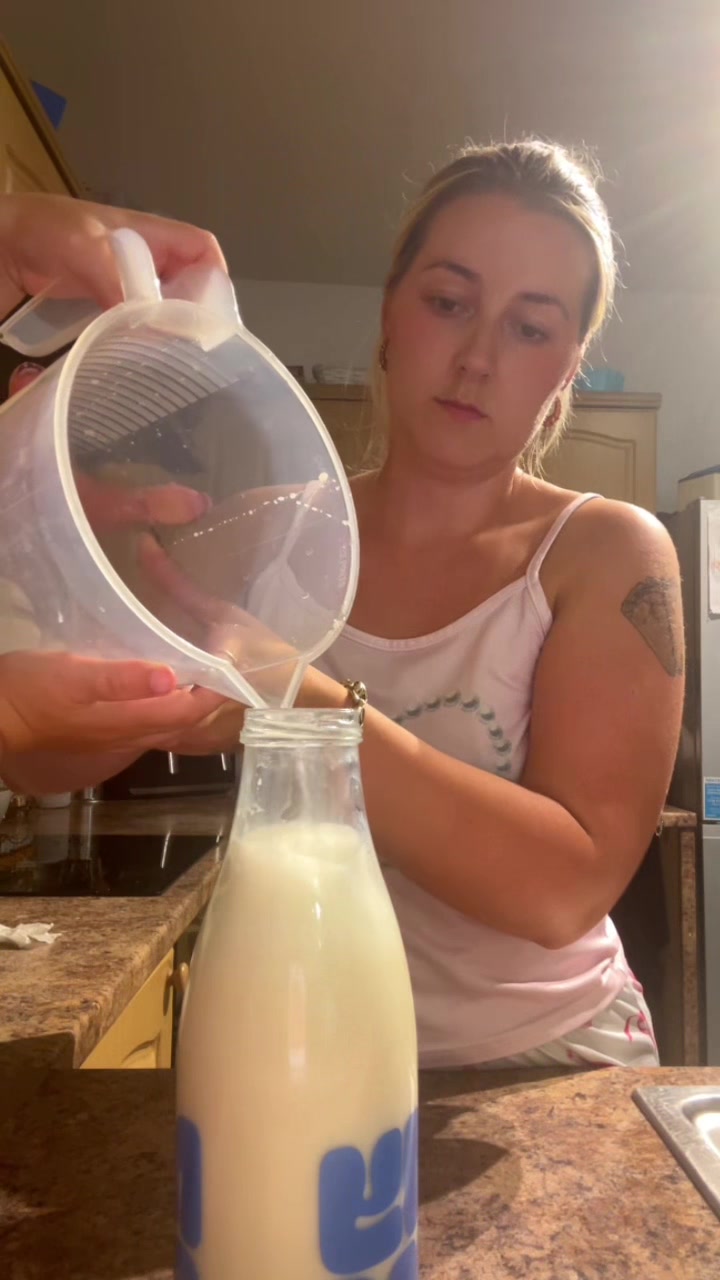 TikTok post by @jade_boymum.xx for MYOM. Caption reads: MAKE YOUR OWN MILK 🥛 #myom #oatmilk #tts #gifted....